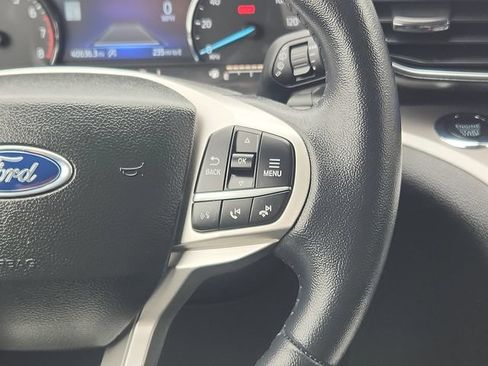 Certified 2023 Ford Explorer XLT w/ Equipment Group 202A AWD/4WD image 15