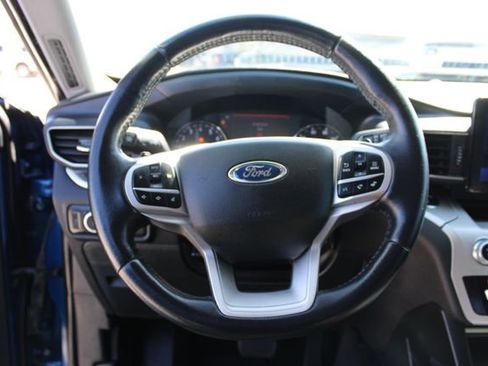 Used 2020 Ford Explorer XLT w/ Equipment Group 202A RWD image 19