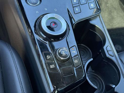 Used 2024 Kia Sportage SX Prestige image 28