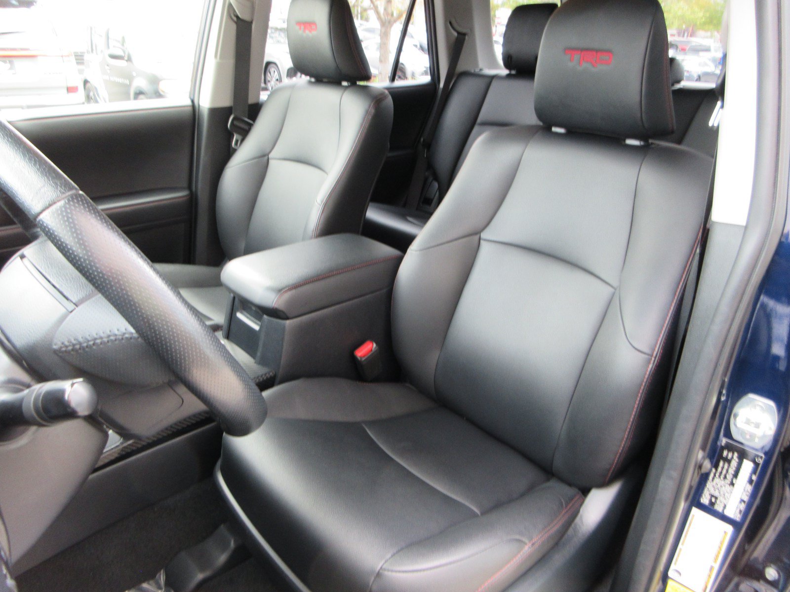 Used 2023 Toyota 4Runner TRD Off-Road Premium w/ Off Road Premium Plus Package AWD/4WD image 31
