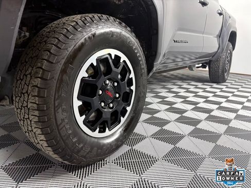 Certified 2022 Toyota Tacoma SR AWD/4WD image 13