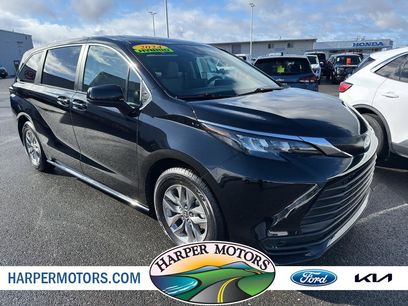 Used 2024 Toyota Sienna LE