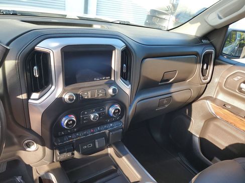 Used 2021 GMC Sierra 1500 SLT w/ SLT Premium Package RWD image 28
