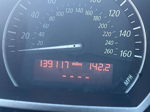 Used 2003 BMW Z4 2.5i image 13