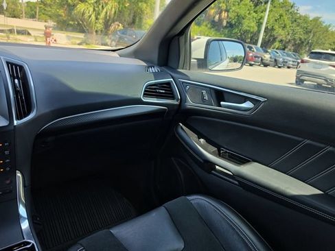 Used 2020 Ford Edge ST w/ Equipment Group 401A AWD/4WD image 11