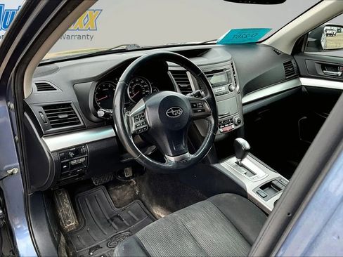 Used 2013 Subaru Outback 2.5i Premium AWD/4WD image 15