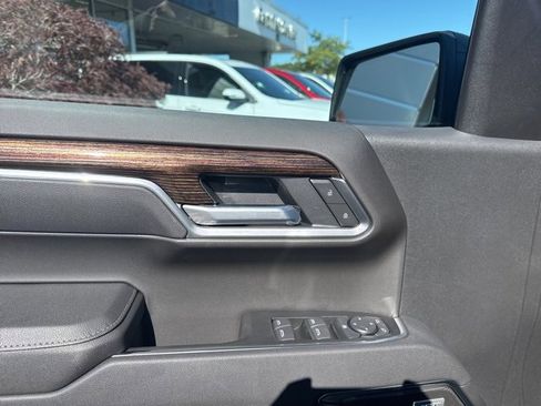 New 2026 GMC Sierra 1500 Elevation w/ Elevation Premium Package image 11