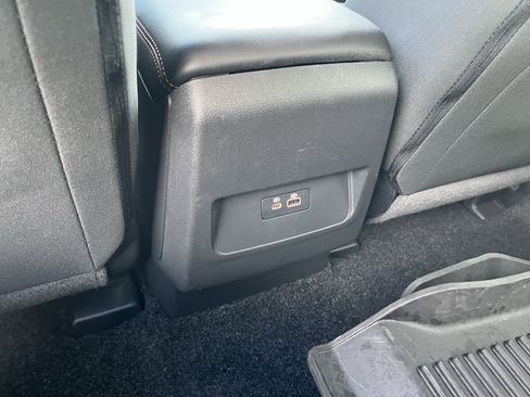 Used 2024 Nissan Frontier PRO-4X w/ Off-Road Protection Package image 28