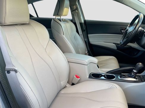 Used 2020 Acura ILX w/ Technology Package image 27