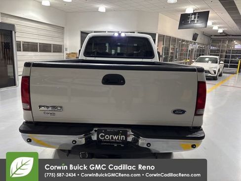 Used 2005 Ford F350 4x4 SuperCab Super Duty image 7