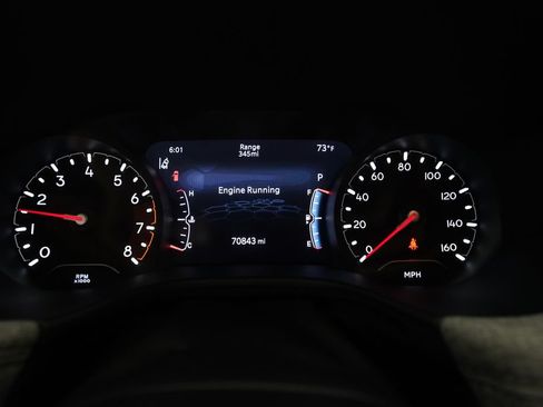 Used 2024 Jeep Compass Latitude AWD/4WD image 2