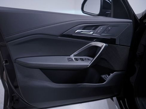 Used 2025 BMW X1 xDrive28i image 10