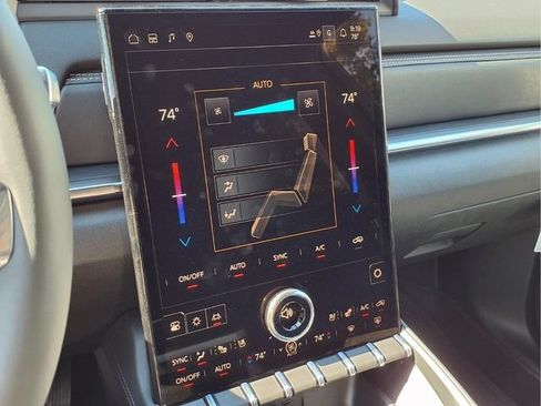 New 2026 GMC Terrain Elevation w/ Elevation Premium Package FWD image 7