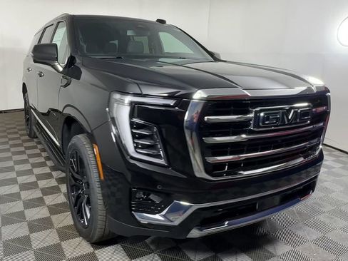 New 2026 GMC Yukon Elevation w/ LPO, Elevation Black Package AWD/4WD image 3