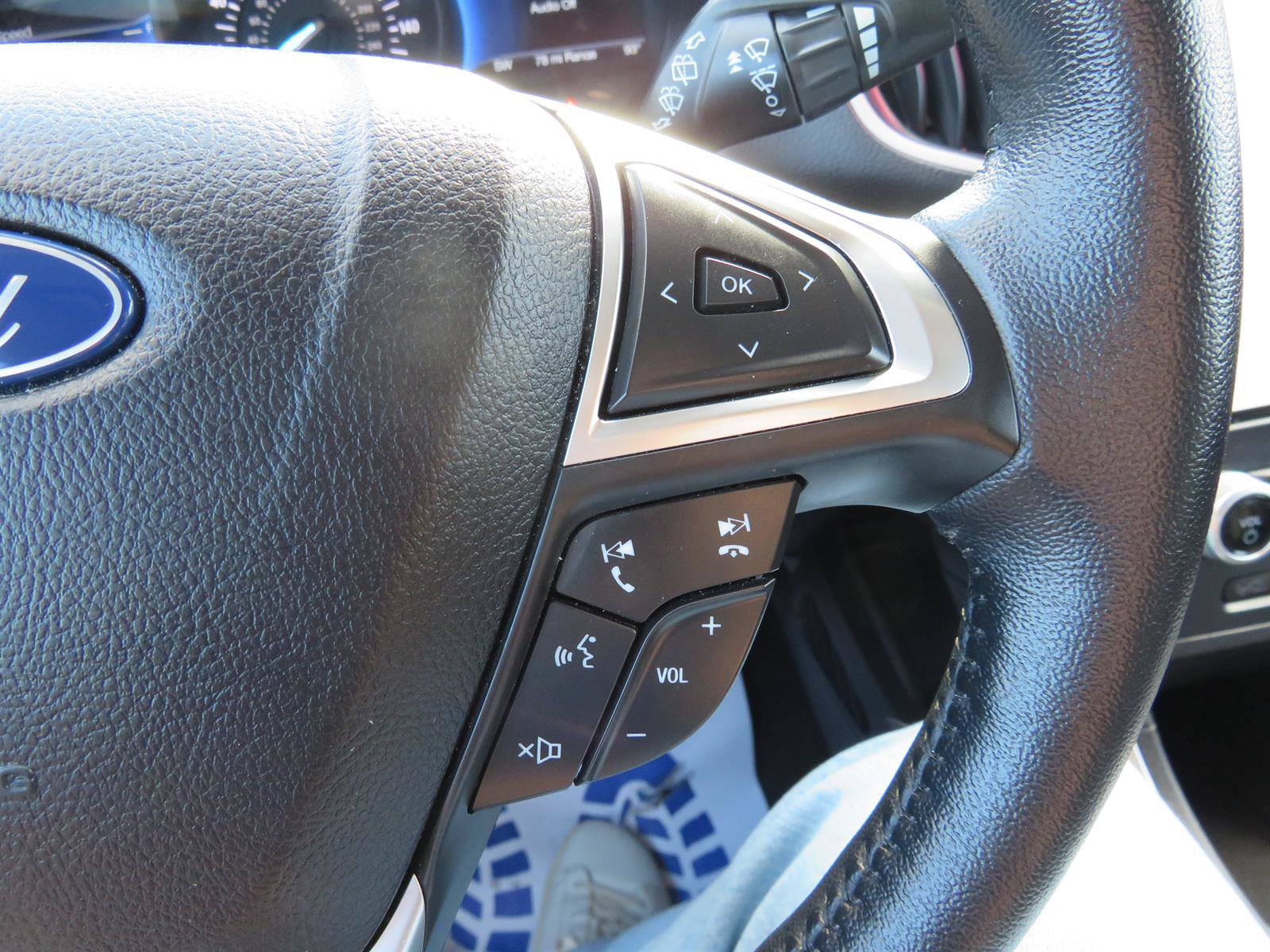 Used 2023 Ford Edge SEL w/ Convenience Package AWD/4WD image 17
