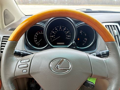 Used 2006 Lexus RX 330 image 45