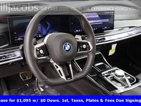 Certified 2025 BMW 750e xDrive image 7