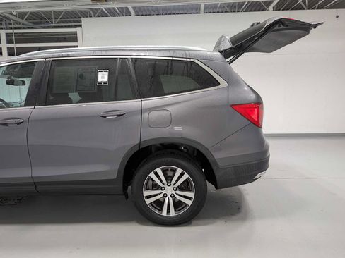 Used 2018 Honda Pilot EX-L image 11