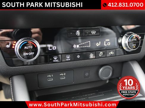 New 2026 Mitsubishi Outlander LE AWD/4WD image 22