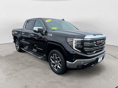 Used 2022 GMC Sierra 1500 SLT w/ SLT Premium Plus Package