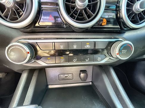 Used 2022 Nissan Sentra SV w/ Trunk Package FWD image 17