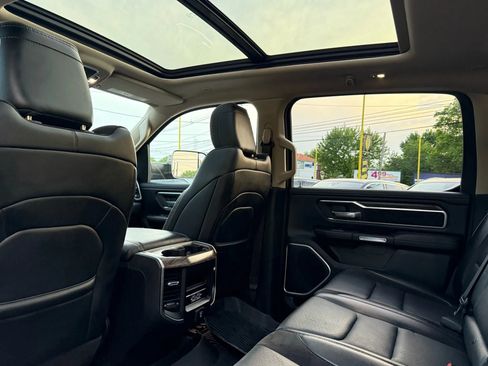 Used 2020 RAM 1500 Laramie image 28