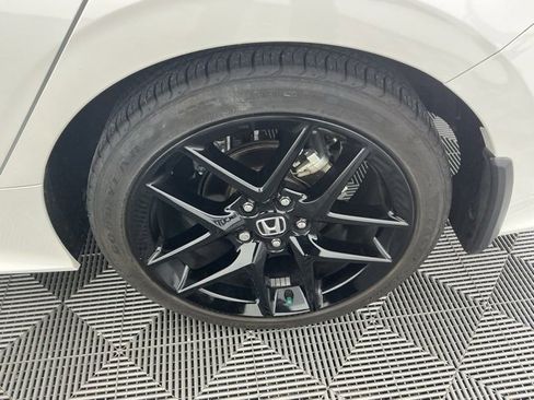 Used 2024 Honda Civic Sport image 17