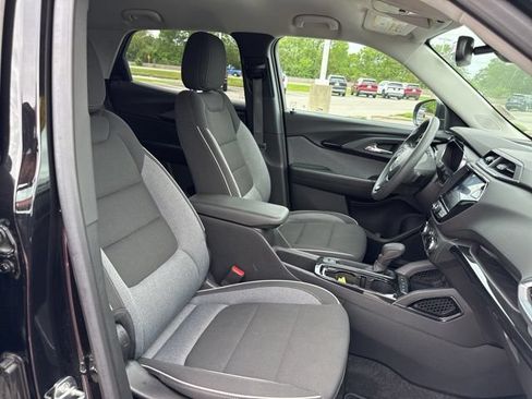 Used 2023 Chevrolet TrailBlazer LT w/ Convenience Package FWD image 32