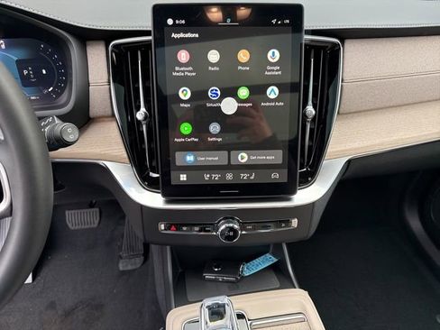 New 2026 Volvo XC90 B6 Plus w/ Protection Package Premier image 10