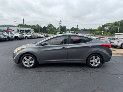 Used 2012 Hyundai Elantra GLS w/ Preferred Pkg 3 FWD image 4
