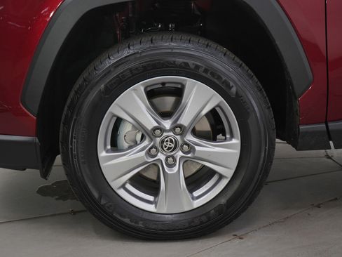 Used 2025 Toyota RAV4 XLE w/ Convenience Package image 28