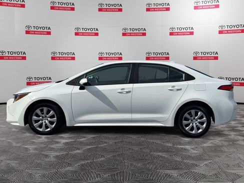Used 2024 Toyota Corolla LE FWD image 8