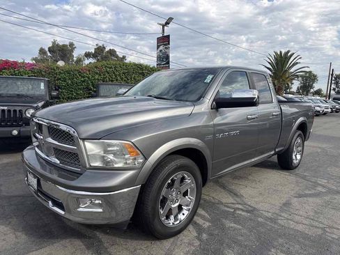 Used 2012 RAM 1500 Laramie RWD image 3