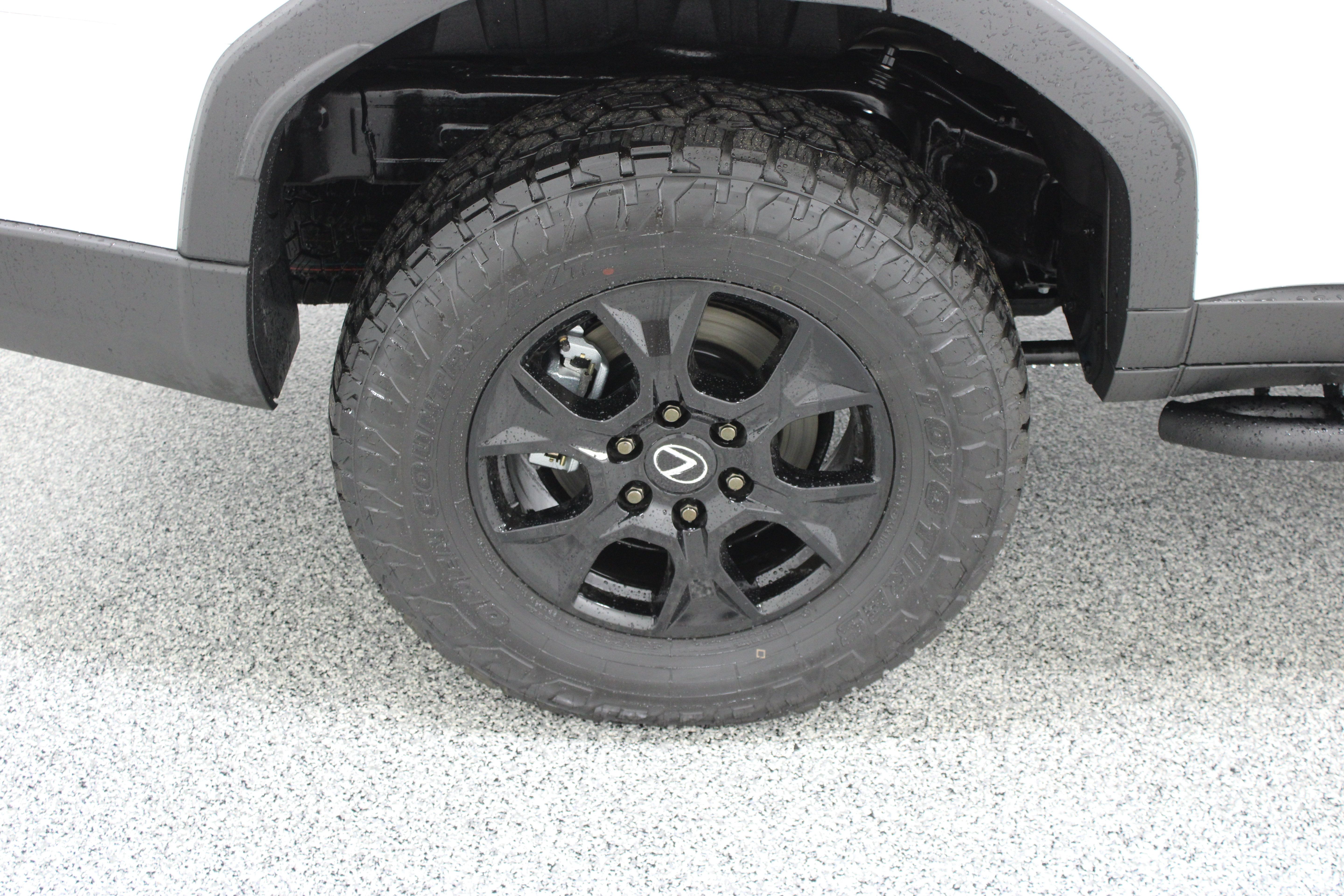 Used 2026 Lexus GX 550 AWD/4WD image 5