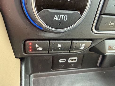 Used 2024 Chevrolet Tahoe Premier w/ Max Trailering Package image 21