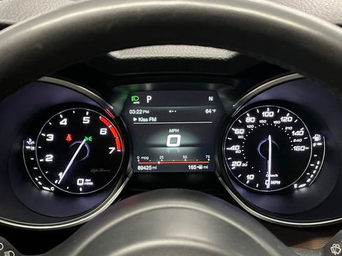 Used 2018 Alfa Romeo Stelvio Ti AWD/4WD image 22