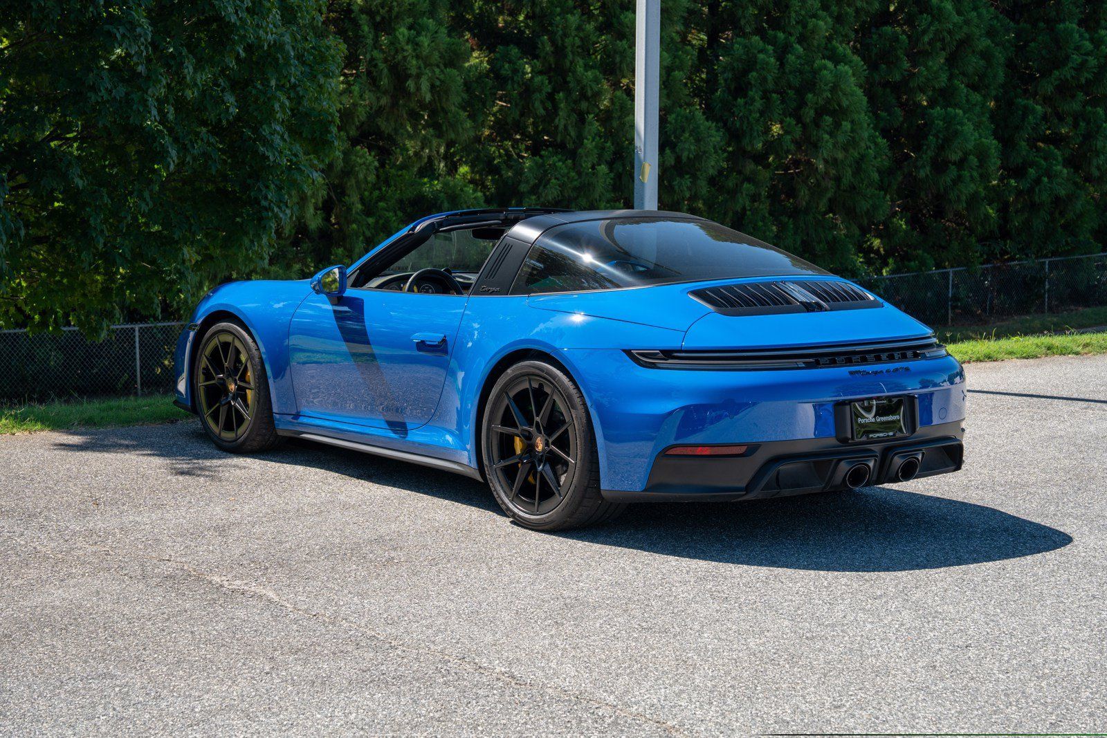 Certified 2026 Porsche 911 Targa 4 GTS AWD/4WD image 3