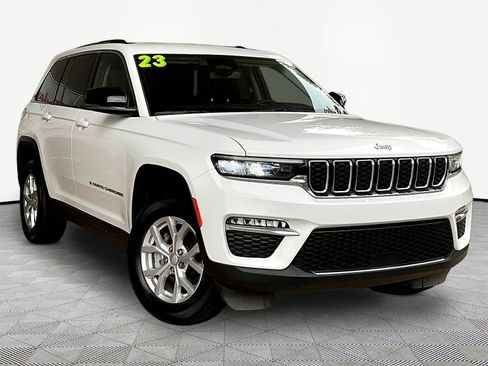 Used 2023 Jeep Grand Cherokee Limited AWD/4WD image 3