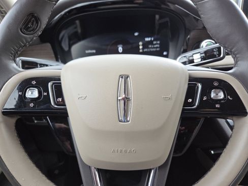 Used 2022 Lincoln Corsair Reserve w/ Elements Package FWD image 32
