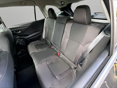 Used 2023 Subaru Outback Premium AWD/4WD image 18