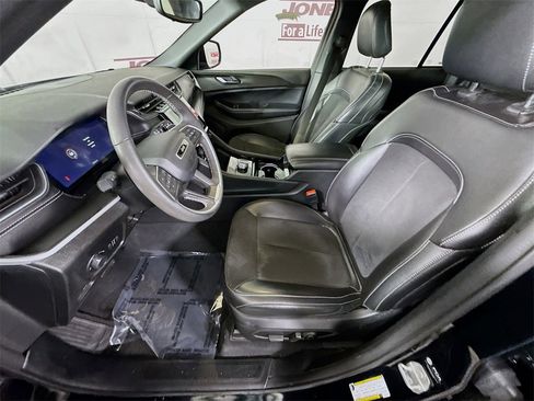 Used 2023 Jeep Grand Cherokee Altitude image 25