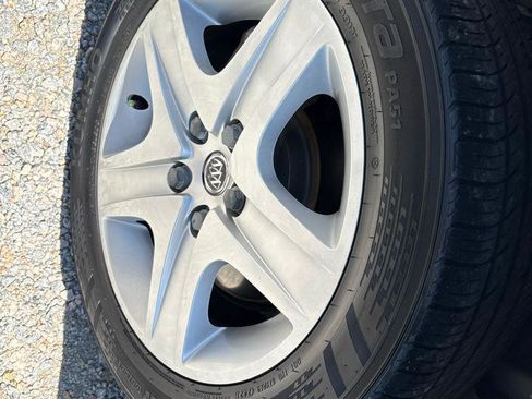 Used 2011 Buick LaCrosse CX FWD image 13