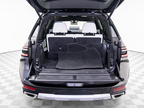 Used 2024 BMW X7 xDrive40i image 31
