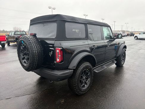New 2026 Ford Bronco Badlands image 5