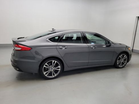 Used 2019 Ford Fusion Titanium image 10