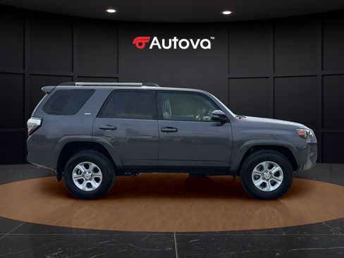Used 2023 Toyota 4Runner SR5 Premium w/ Moonroof Package AWD/4WD image 6