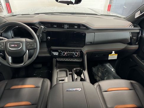 New 2026 GMC Sierra 2500 AT4 w/ AT4 Premium Plus Package image 13