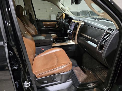 Used 2014 RAM 1500 Laramie Longhorn w/ Convenience Group image 40