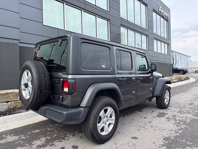 Used 2023 Jeep Wrangler Unlimited Sport AWD/4WD image 3
