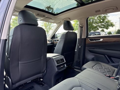 New 2026 Volkswagen Atlas SE FWD image 13